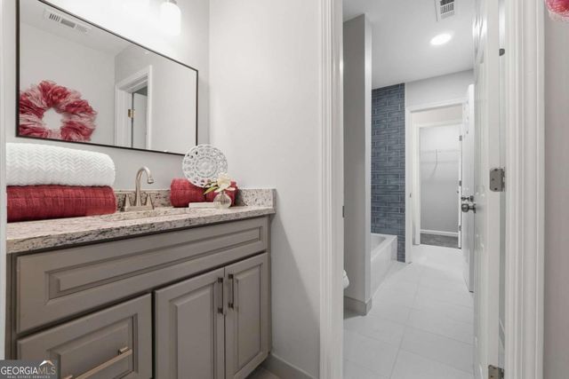 682 Montglade Court, Suwanee, GA 30024