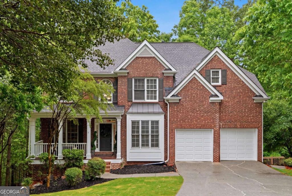 682 Montglade Court, Suwanee, GA 30024