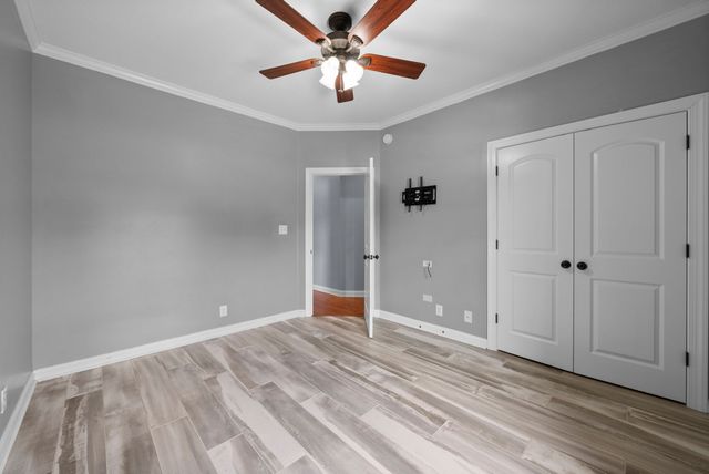 1541 Edgewater Ln, Clarksville, TN 37043