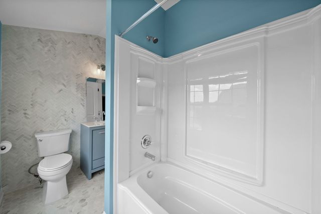 1541 Edgewater Ln, Clarksville, TN 37043