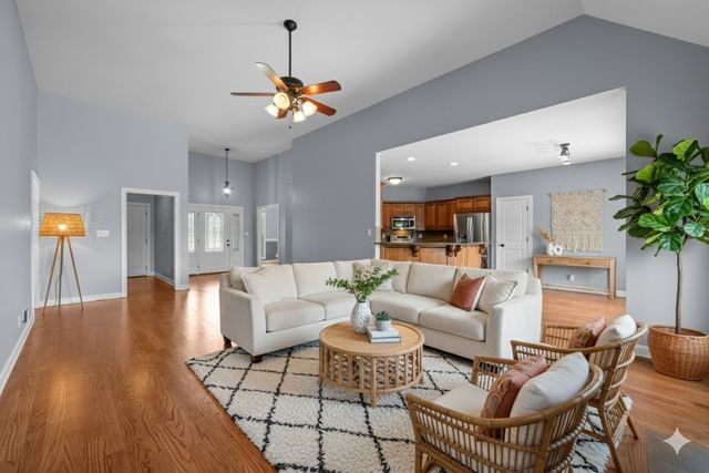 1541 Edgewater Ln, Clarksville, TN 37043