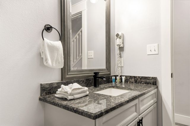 1986 Scenic Gulf Drive APT 3, Miramar Beach, FL 32550