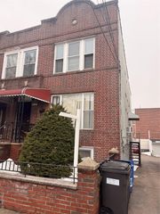 2432 23rd Street 2F, Astoria, NY 11102