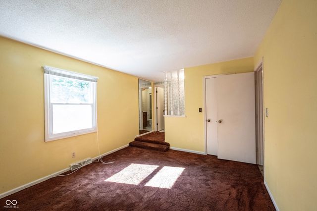 111 Abner Creek Parkway, Avon, IN 46123