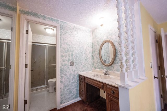 111 Abner Creek Parkway, Avon, IN 46123