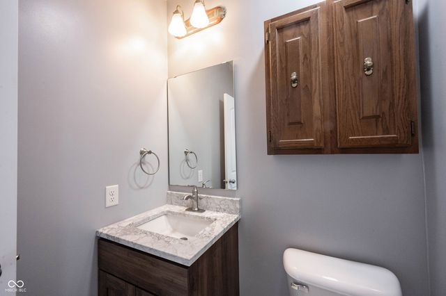 111 Abner Creek Parkway, Avon, IN 46123