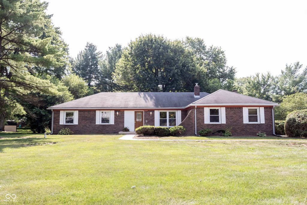 111 Abner Creek Parkway, Avon, IN 46123