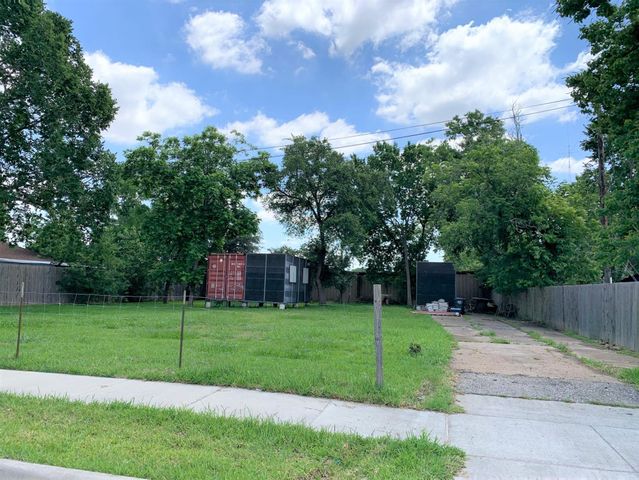14807 Wagon Trail Road, Pearland, TX 77584