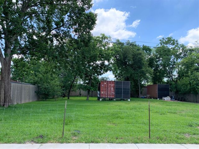 14807 Wagon Trail Road, Pearland, TX 77584