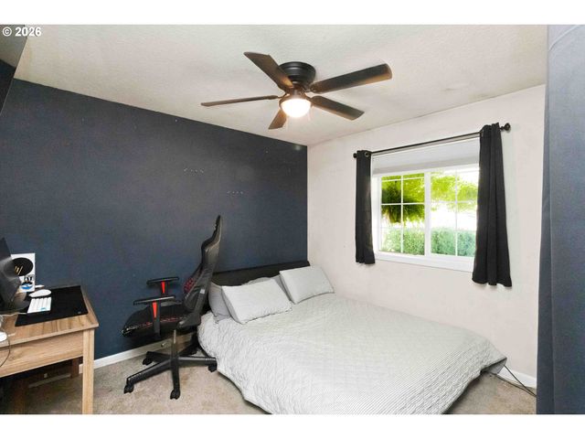 13 W PINE Ln, Longview, WA 98632