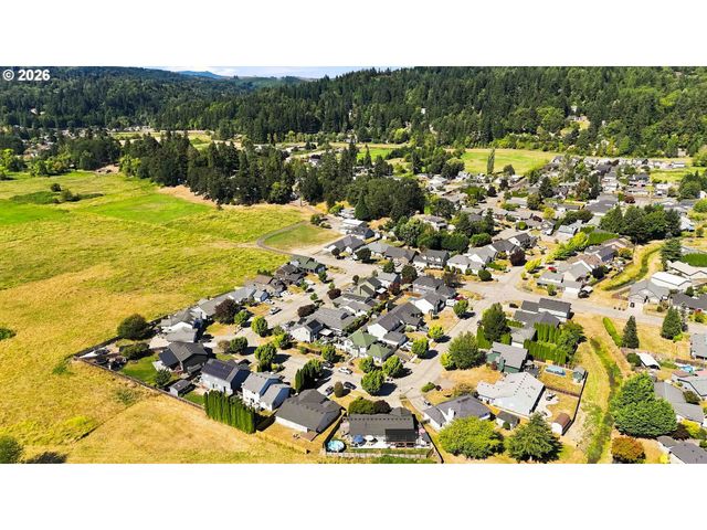 13 W PINE Ln, Longview, WA 98632