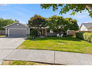 13 W PINE Ln, Longview, WA 98632