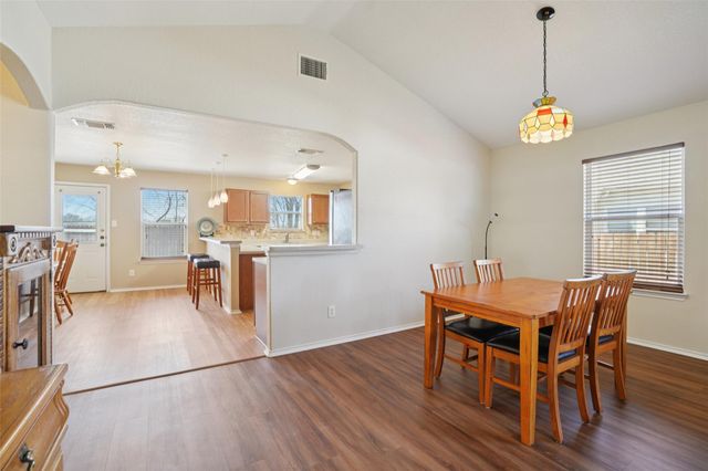 410 S Water LN, New Braunfels, TX 78130