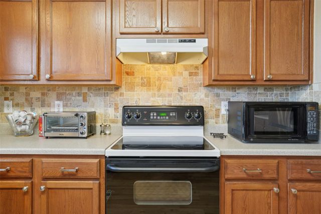 410 S Water LN, New Braunfels, TX 78130