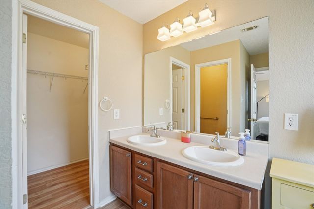 410 S Water LN, New Braunfels, TX 78130