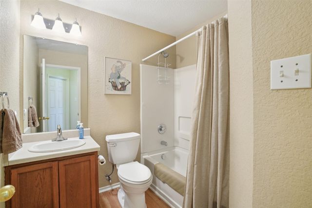 410 S Water LN, New Braunfels, TX 78130