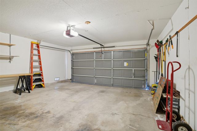 410 S Water LN, New Braunfels, TX 78130