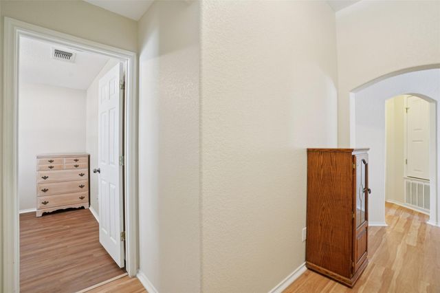 410 S Water LN, New Braunfels, TX 78130