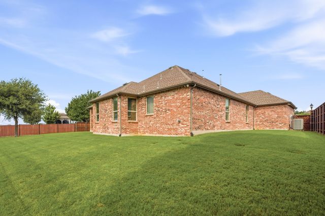2820 Kirkwood Drive, Mckinney, TX 75071