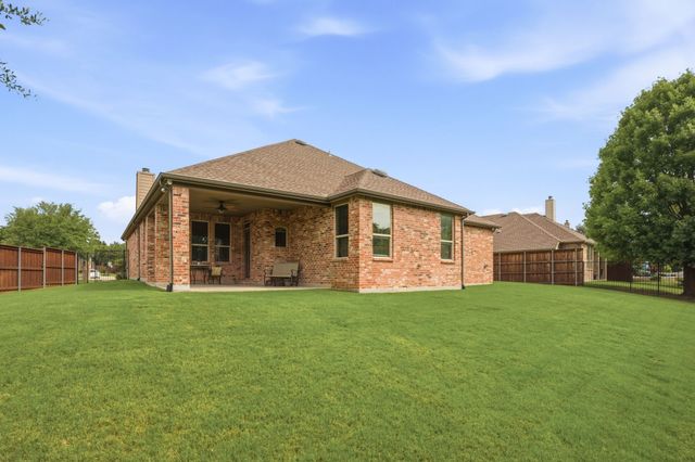 2820 Kirkwood Drive, Mckinney, TX 75071