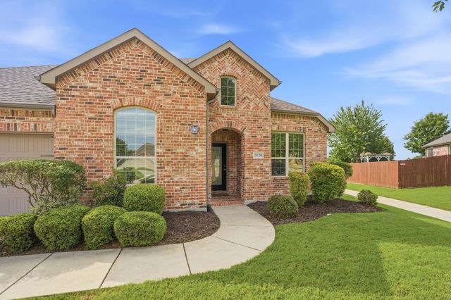 2820 Kirkwood Drive, Mckinney, TX 75071