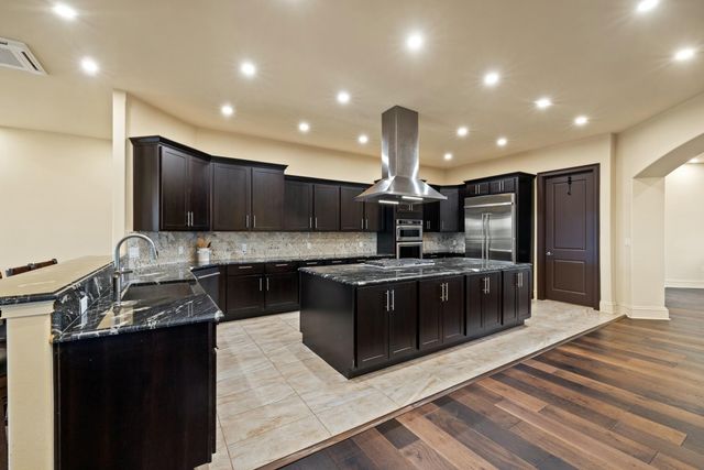 406 Halcomb Lane, Paint Lick, KY 40461