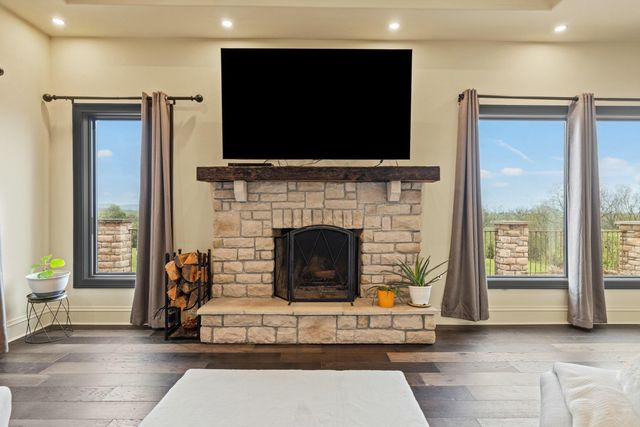 406 Halcomb Lane, Paint Lick, KY 40461