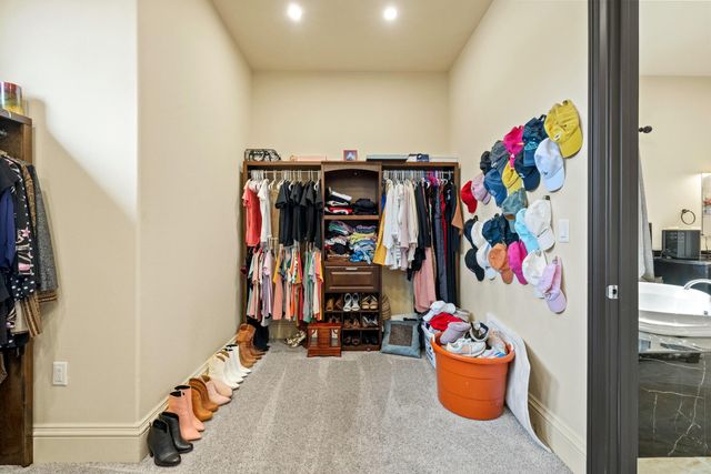 406 Halcomb Lane, Paint Lick, KY 40461