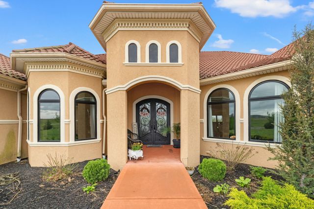 406 Halcomb Lane, Paint Lick, KY 40461