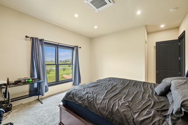 406 Halcomb Lane, Paint Lick, KY 40461