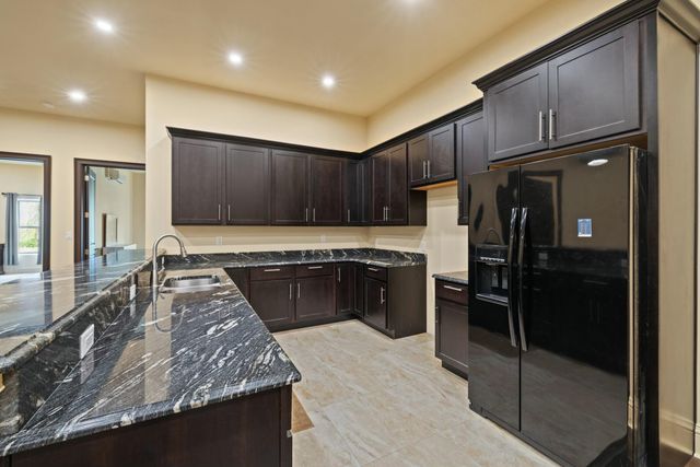 406 Halcomb Lane, Paint Lick, KY 40461