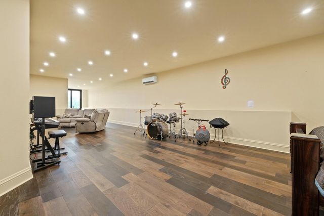 406 Halcomb Lane, Paint Lick, KY 40461