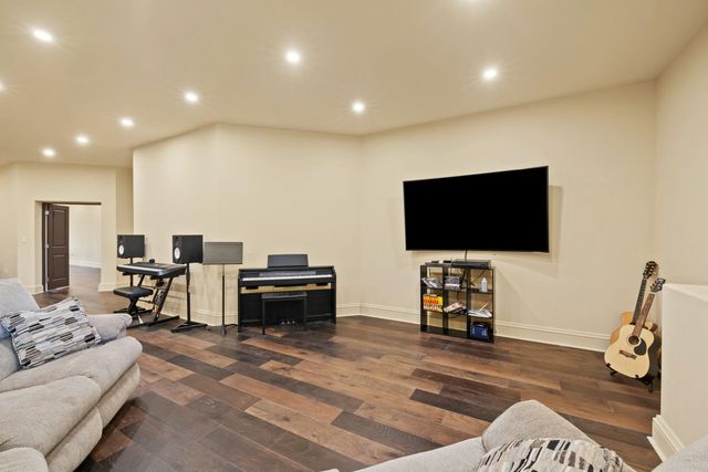 406 Halcomb Lane, Paint Lick, KY 40461