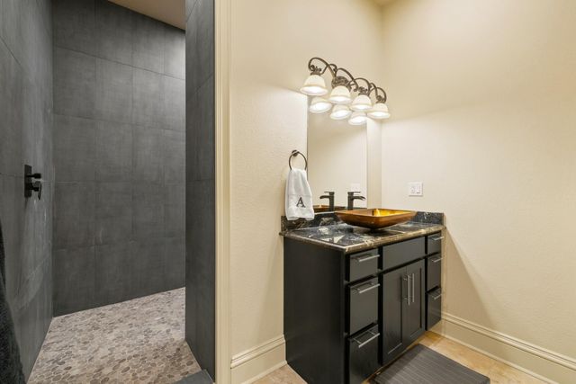 406 Halcomb Lane, Paint Lick, KY 40461