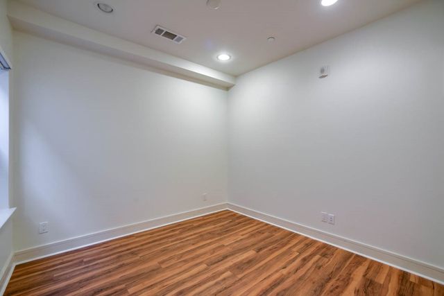 2127 Clark Street 104, Dallas, TX 75204