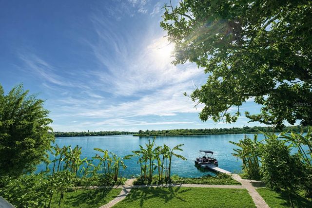 3203 E YUKON STREET, Tampa, FL 33604