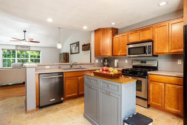 156 RIVER WOODS Lane 0, Rockton, IL 61072