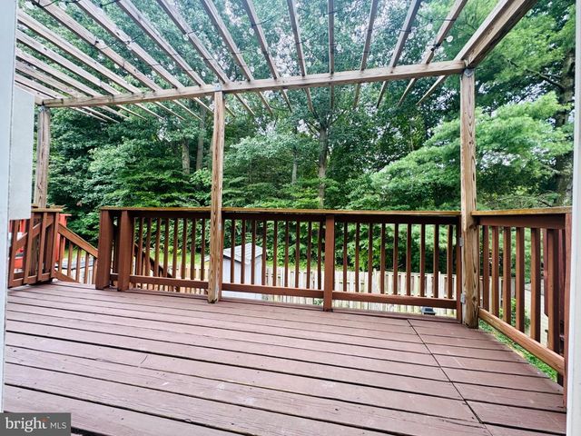 8204 WELLINGTON PL, Jessup, MD 20794