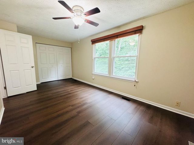 8204 WELLINGTON PL, Jessup, MD 20794