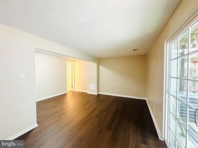 8204 WELLINGTON PL, Jessup, MD 20794