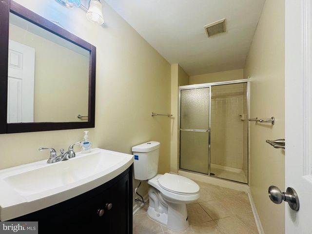 8204 WELLINGTON PL, Jessup, MD 20794