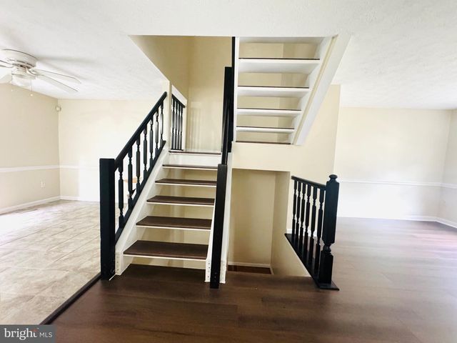 8204 WELLINGTON PL, Jessup, MD 20794