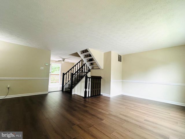 8204 WELLINGTON PL, Jessup, MD 20794
