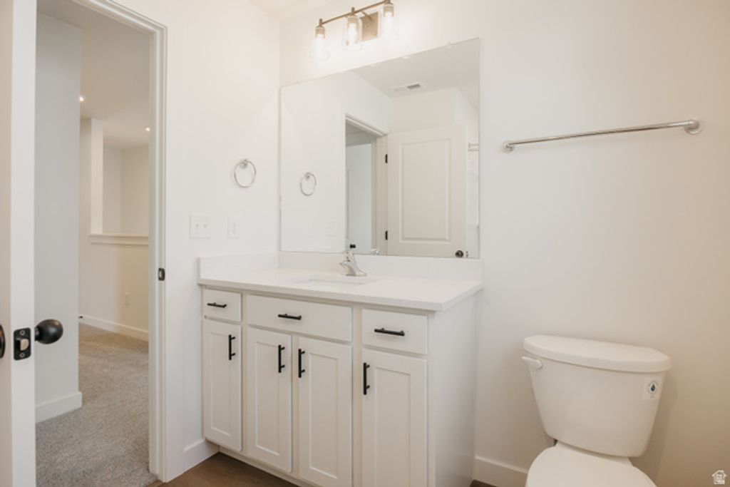 Image 12 of property listing at 3633 N EAGLE DR #312, Eagle Mountain, UT 84005