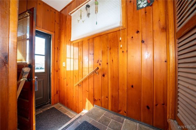 282 North Willowlawn Parkway, Cheektowaga, NY 14206