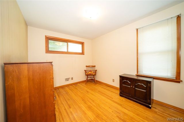 282 North Willowlawn Parkway, Cheektowaga, NY 14206
