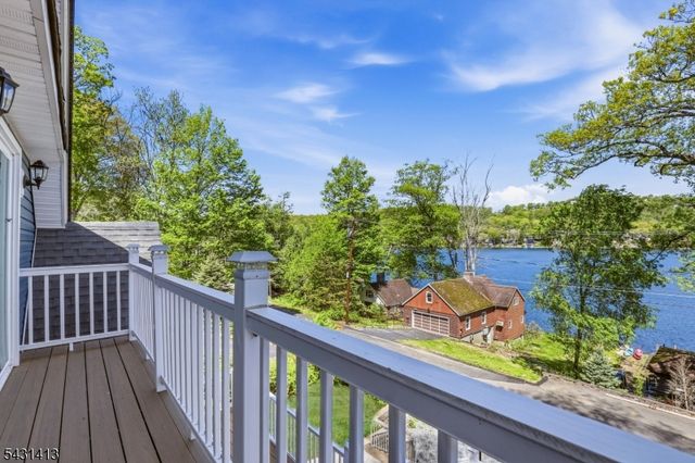 49 Birch Pkwy, Byram Twp., NJ 07871