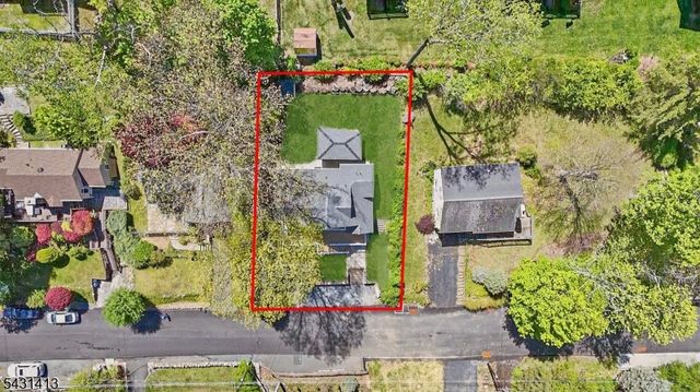 49 Birch Pkwy, Byram Twp., NJ 07871
