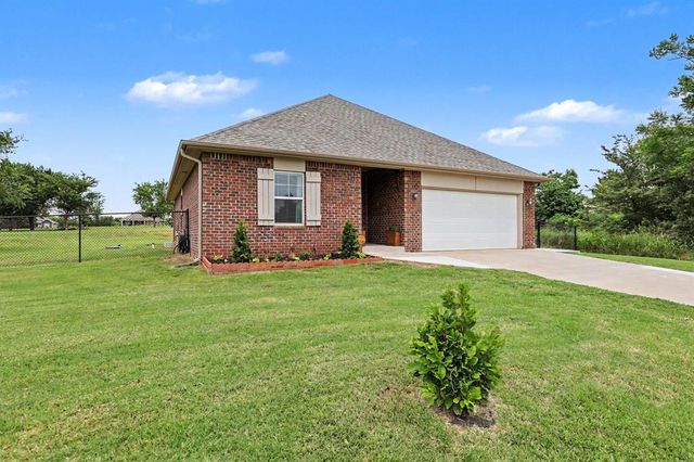 9716 Livingston Road, Edmond, OK 73025