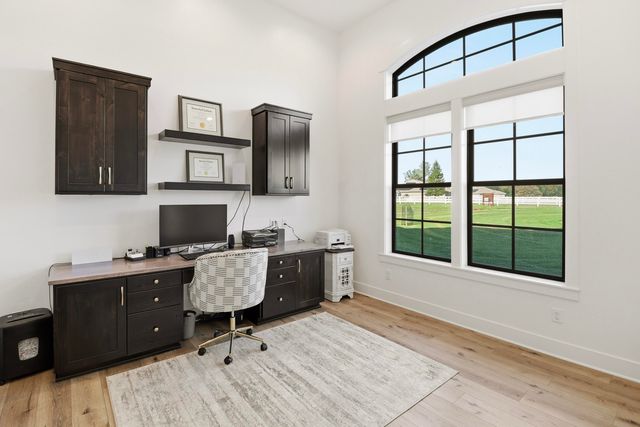 3020 Swan Court, Cottonwood, CA 96022